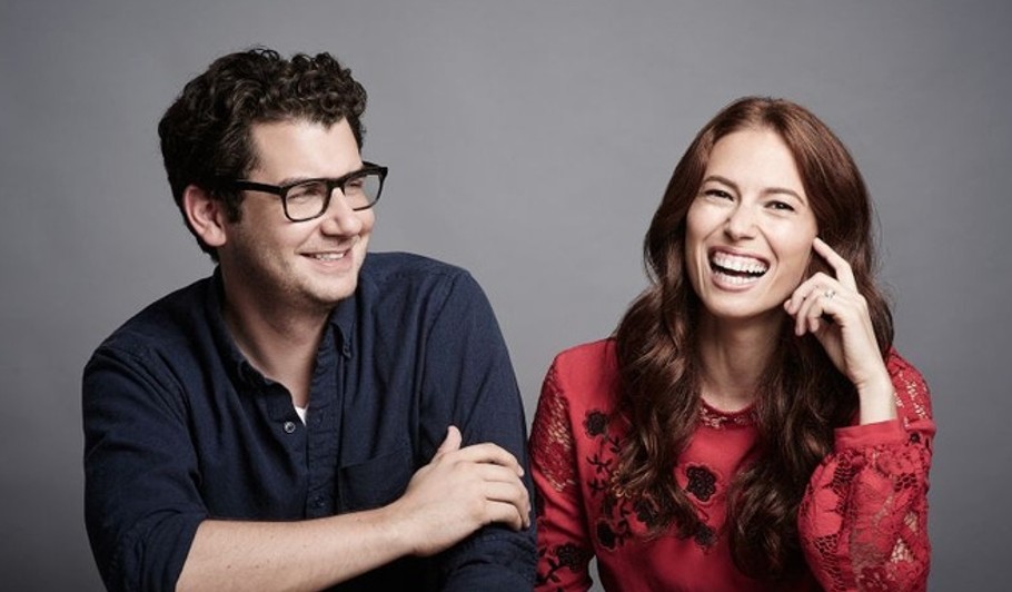 How Elite Neighborhood Culture Shapes Marriage Decisions