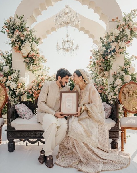 Why Gulshan Families Are Shifting from Traditional Matchmakers to Digital